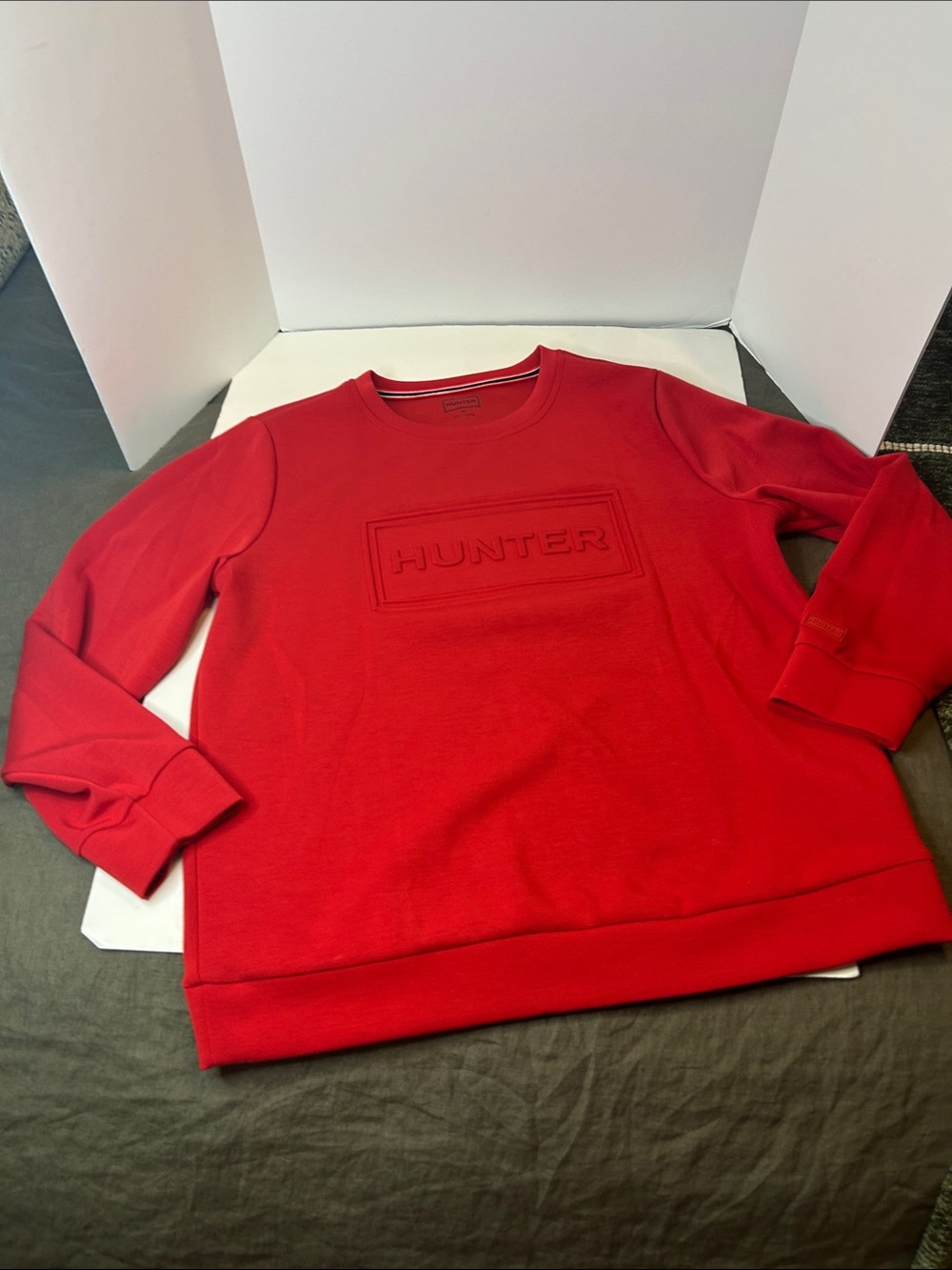 Hunter womens Red Embossed Logo Crewneck Sweatshirt